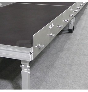 BLOCCO PER SEDIA A ROTELLE PER PEDANE